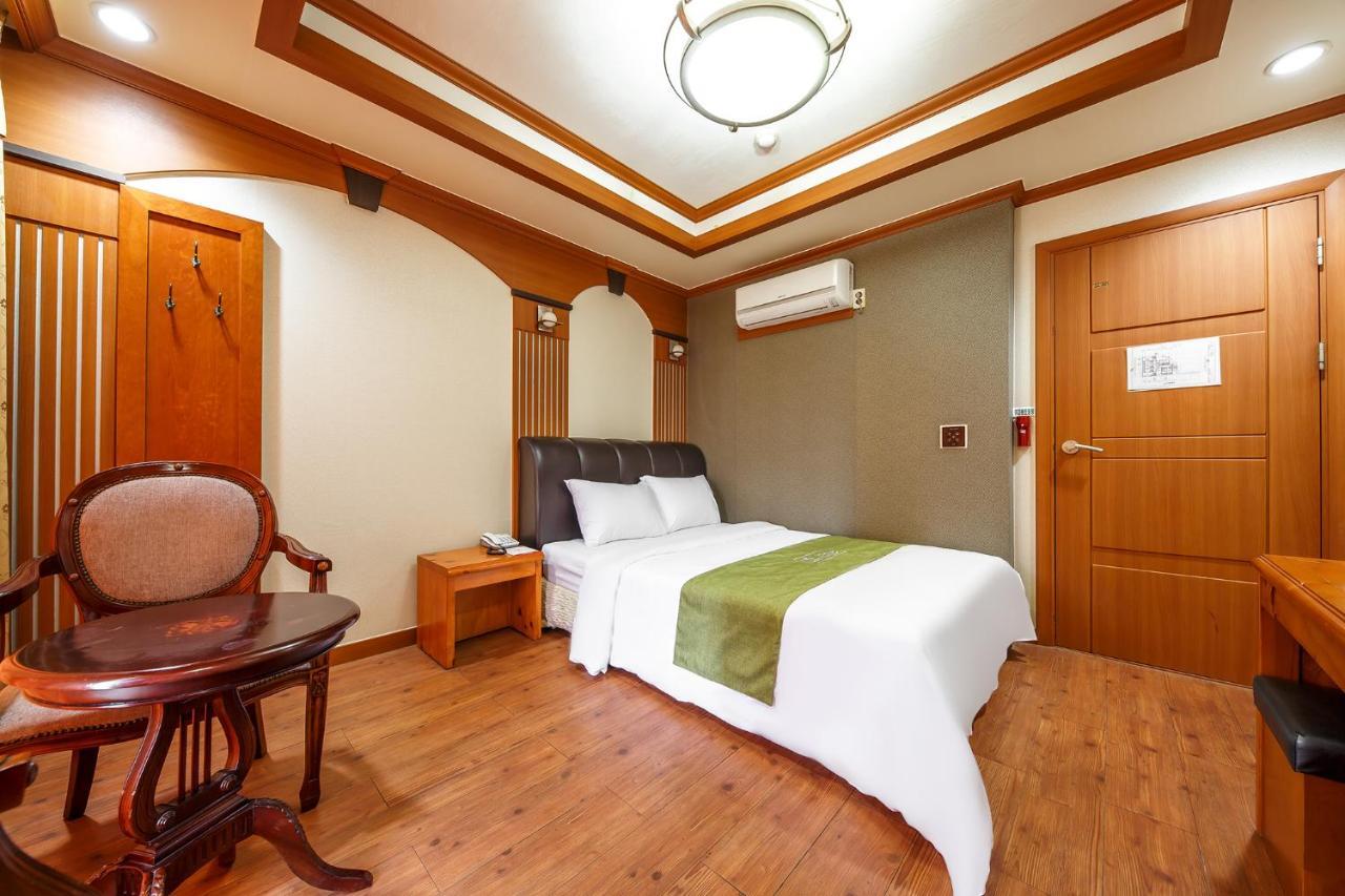 Drama Motel Boryeong Exterior photo