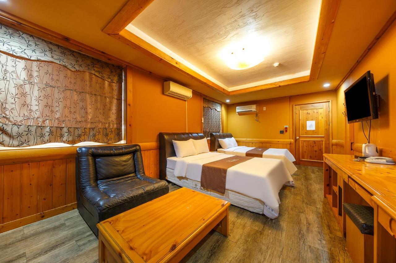 Drama Motel Boryeong Exterior photo