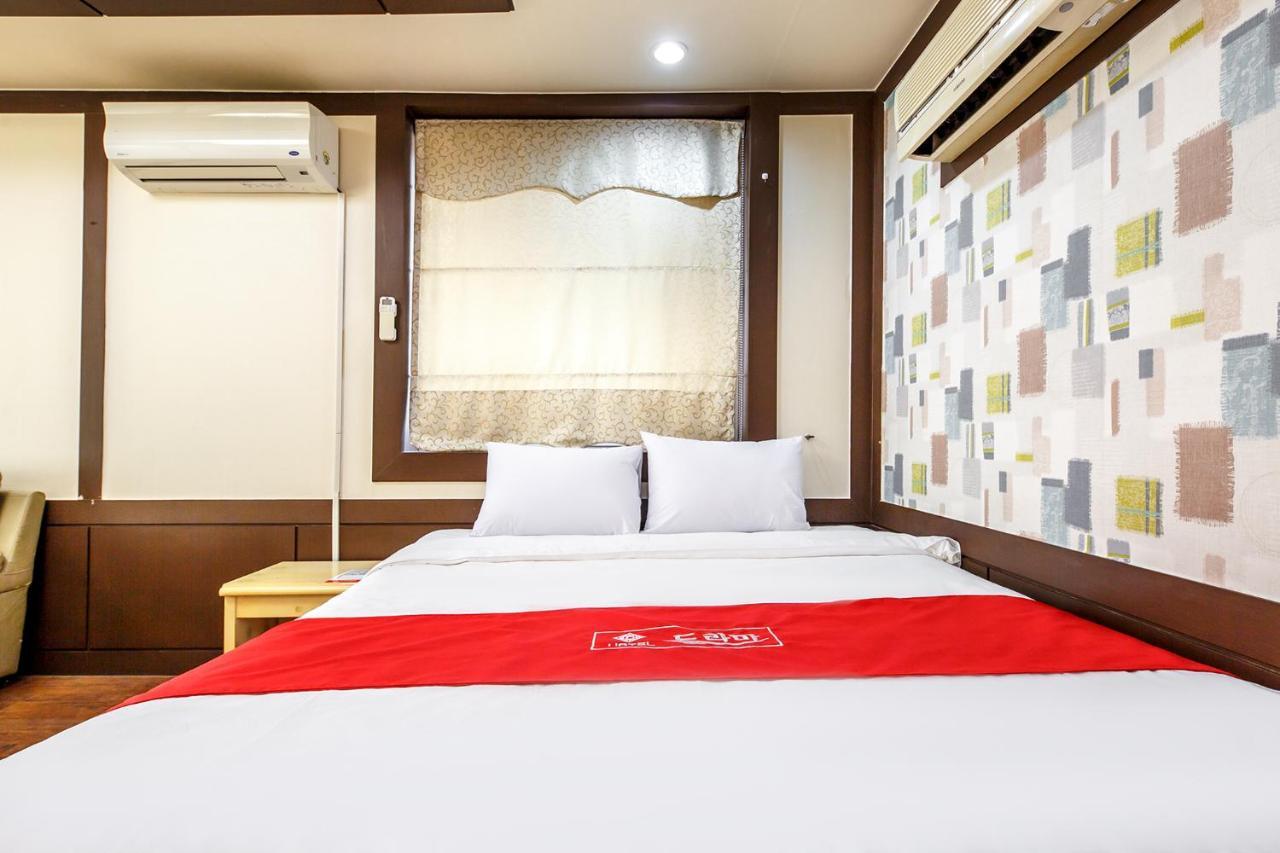 Drama Motel Boryeong Exterior photo