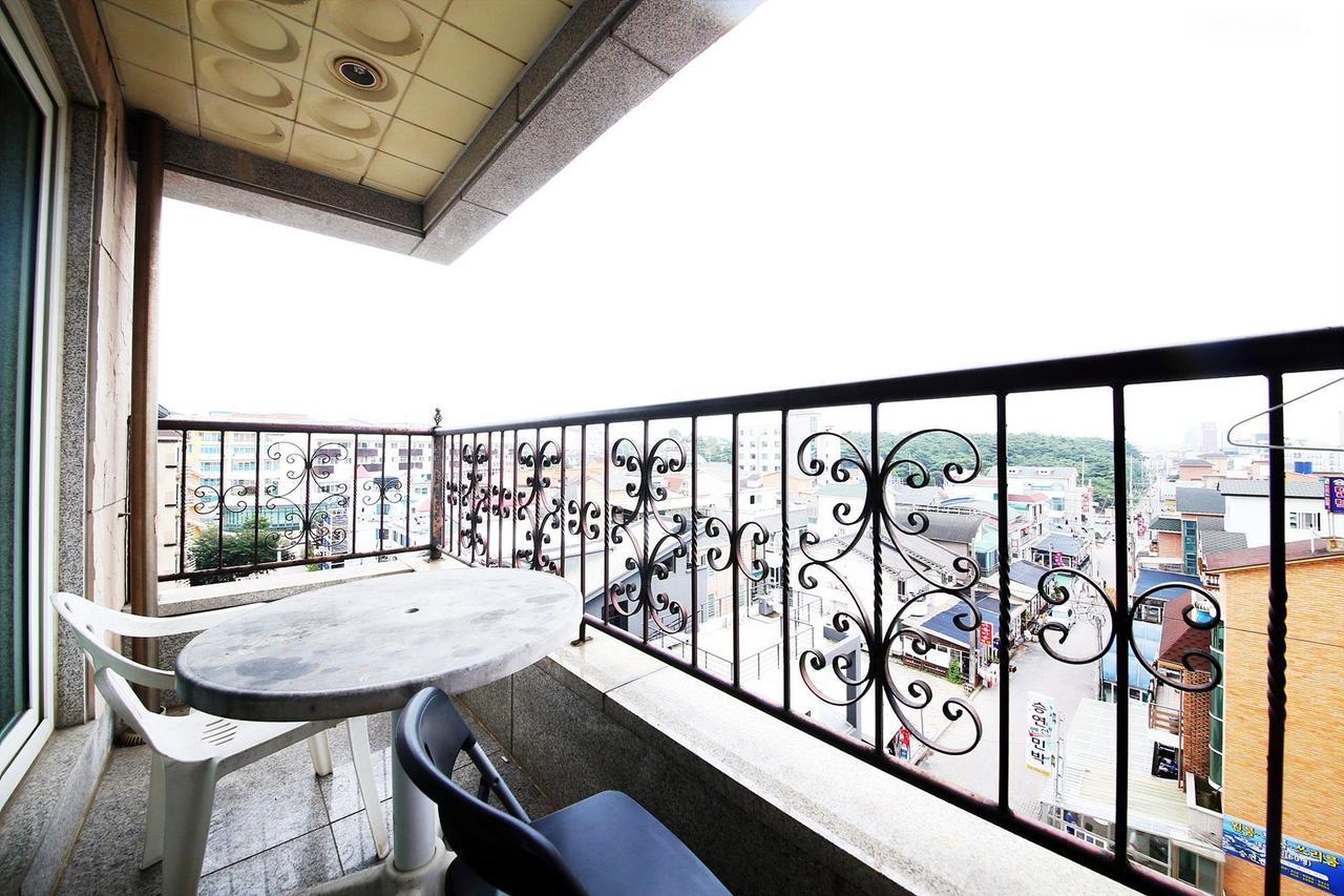 Drama Motel Boryeong Exterior photo