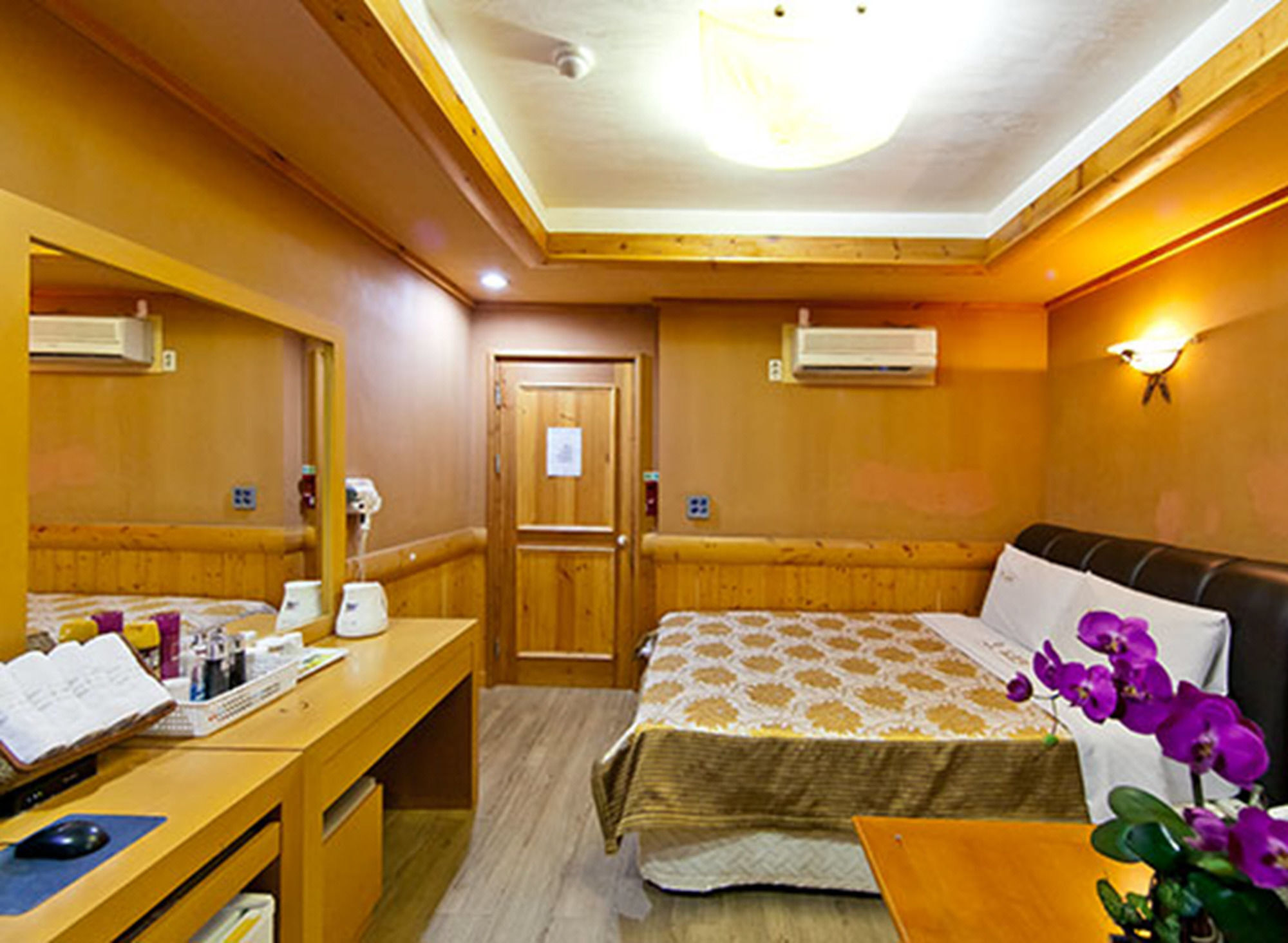 Drama Motel Boryeong Exterior photo
