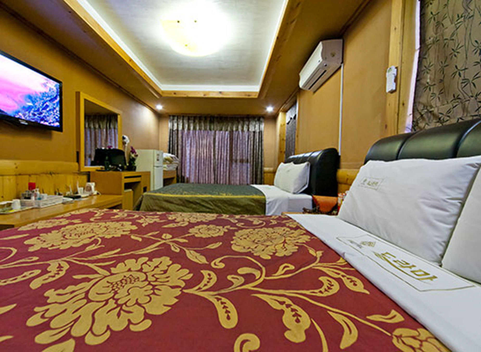Drama Motel Boryeong Exterior photo