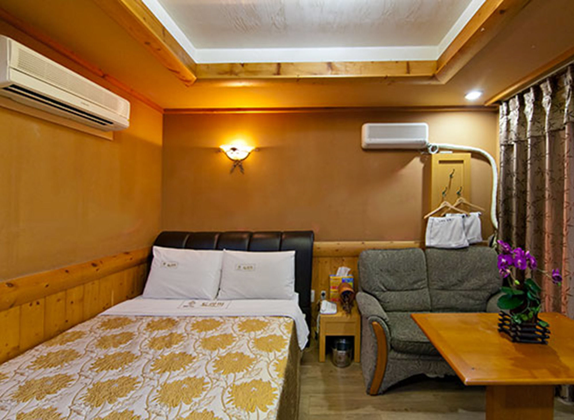 Drama Motel Boryeong Exterior photo